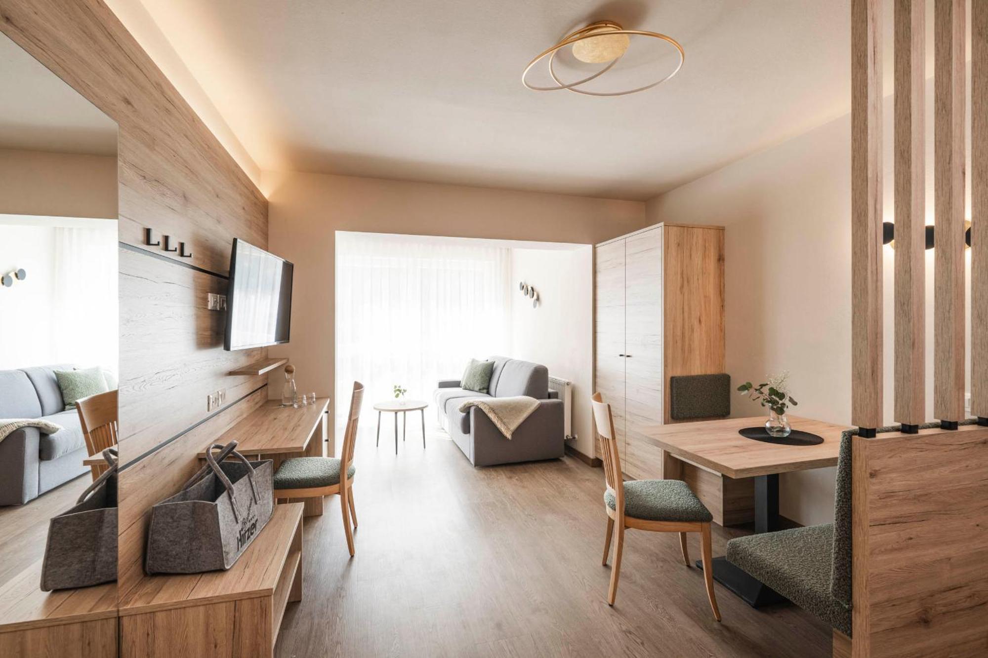 Residence Hirzer Lagundo Bagian luar foto