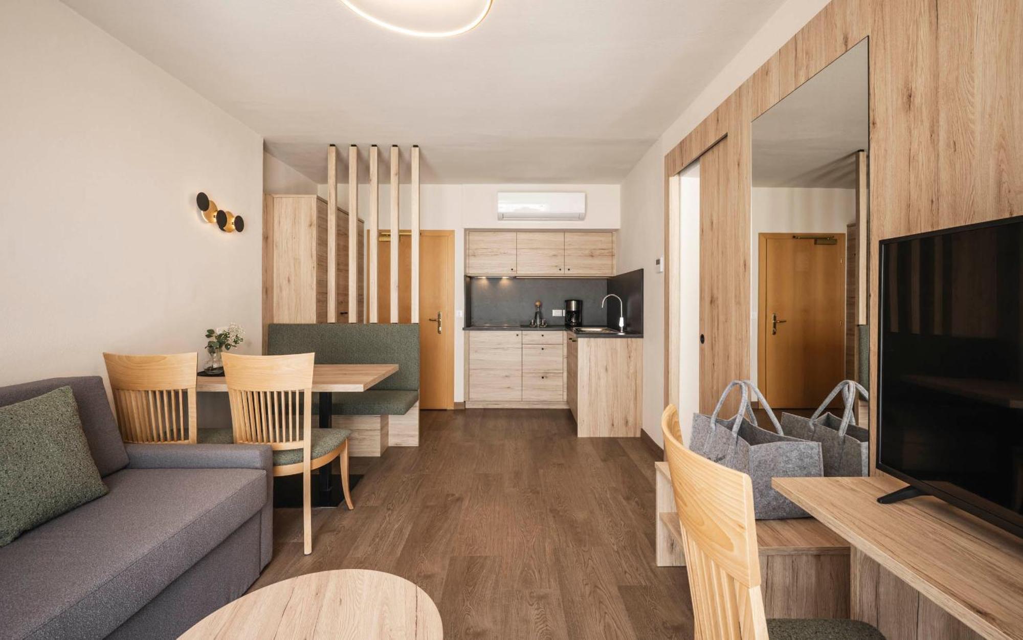 Residence Hirzer Lagundo Bagian luar foto